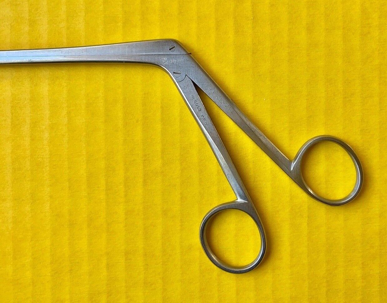 V. Mueller Love-Gruenwald Forceps, Straight, 3 x 10 Wide Cup Jaws REF: NL6092