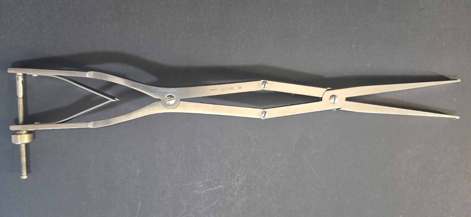 Zimmer Surgical Orthopedic Spreader 17" with Speed Lock Double Action.
