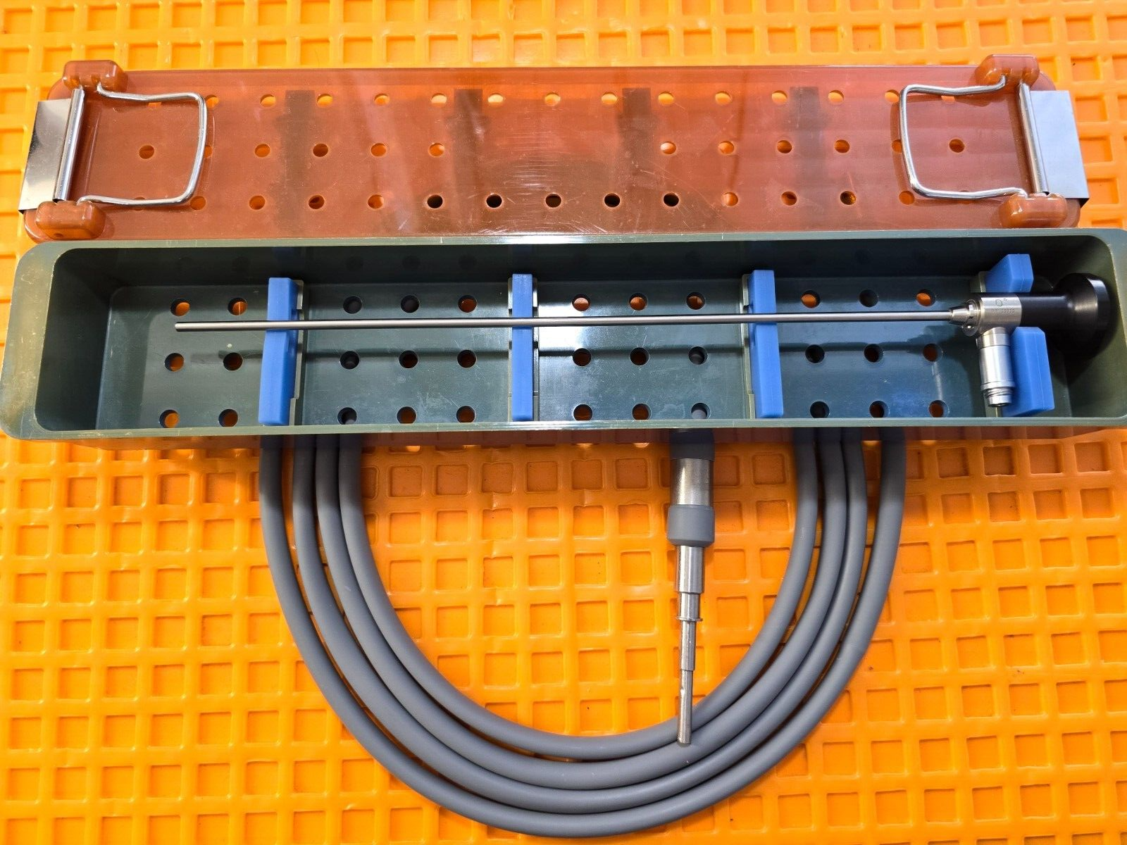 DYONICS 4mm x 0 Degree 30cm Autoclave with Fiber Optic Cable