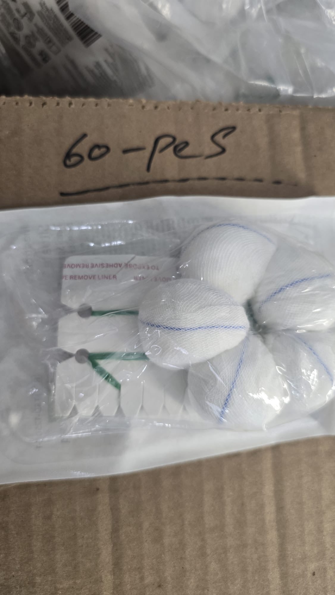 Medtronic Tonsil Sponge 1 1/4 REF: TSD-1250C-1 Dated: 2028