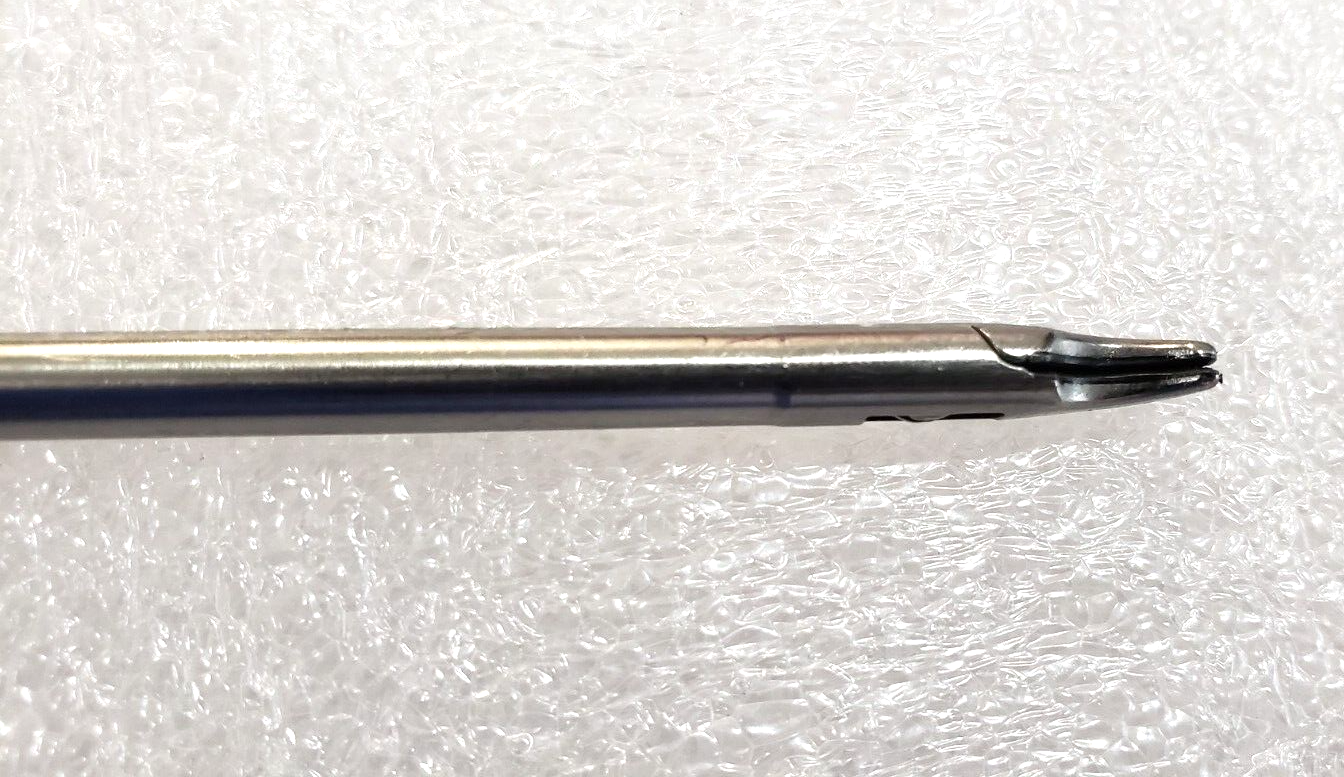 R.Wolf 8393.514 Laparoscopic Needle Holder 5mmx34cm Carbide jaws Right Curved