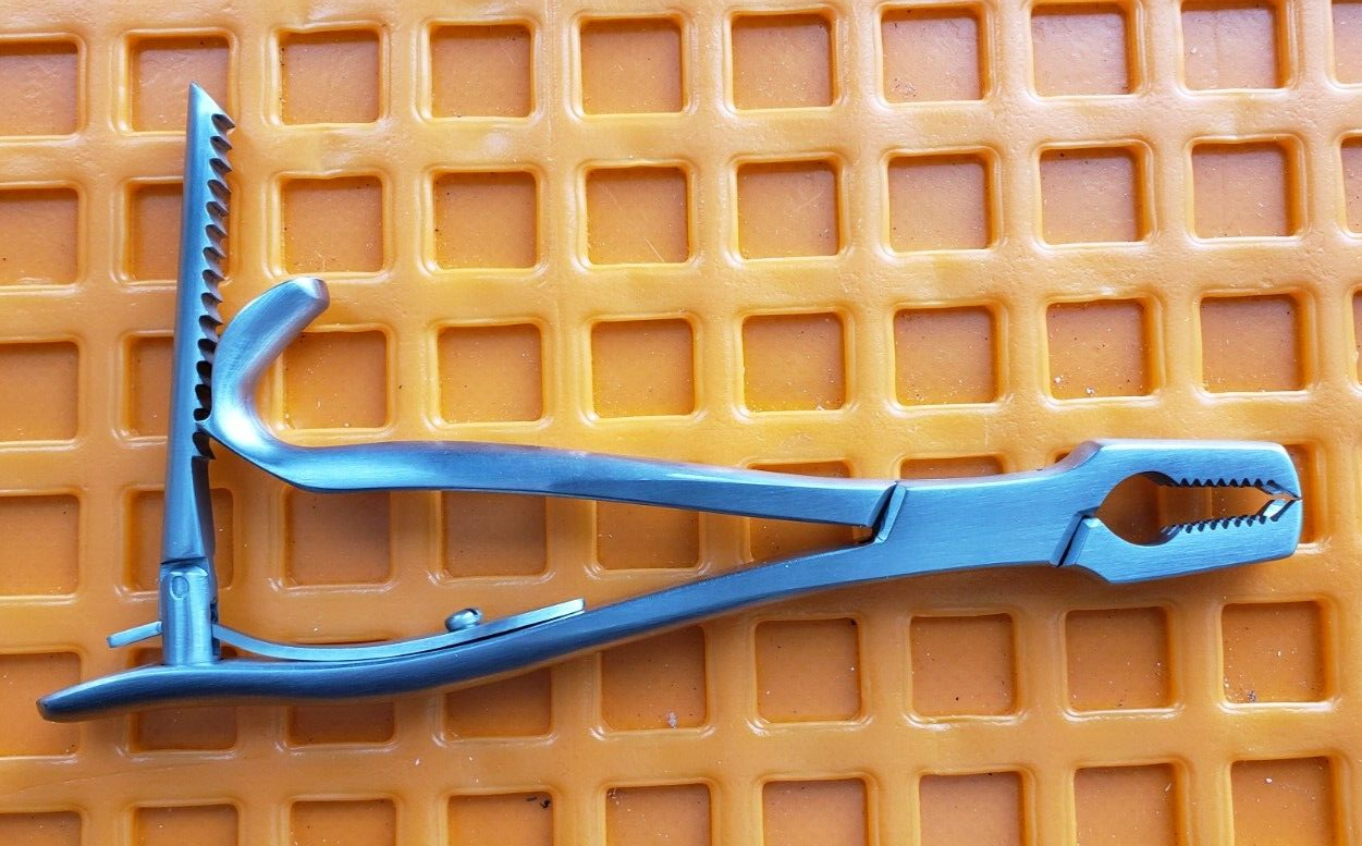 Turtle Orthopedic Pediatric KERN Bone Holding Forceps 5.5" W- Ratchet