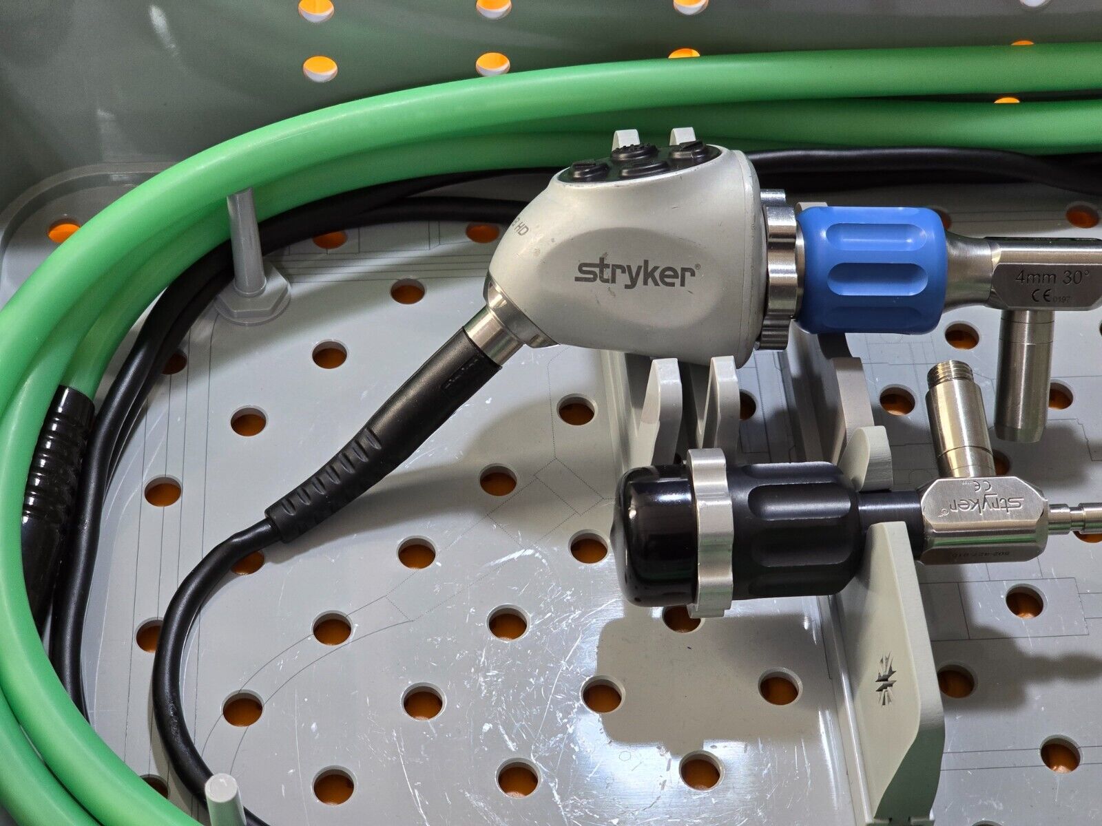 Stryker 1488 HD Camera Head C Mount Arthroscope ,Fiber  Optic Cable & Tray