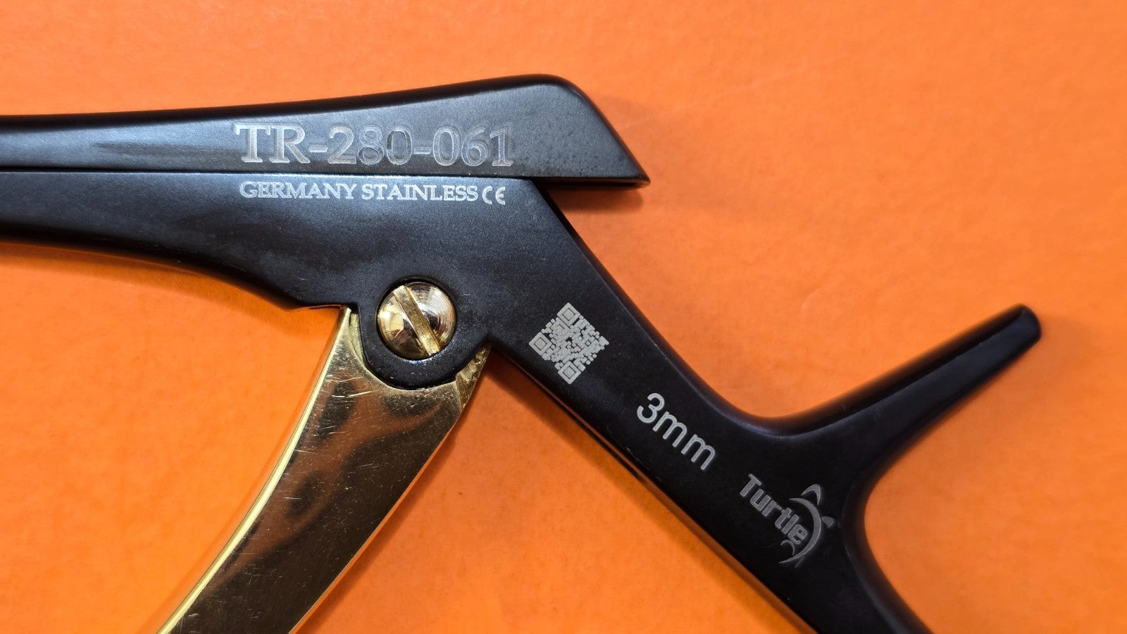 Turtle Surgical Kerrison Rongeurs 7.5" Shaft 3mm 40 Degree Up BLACK