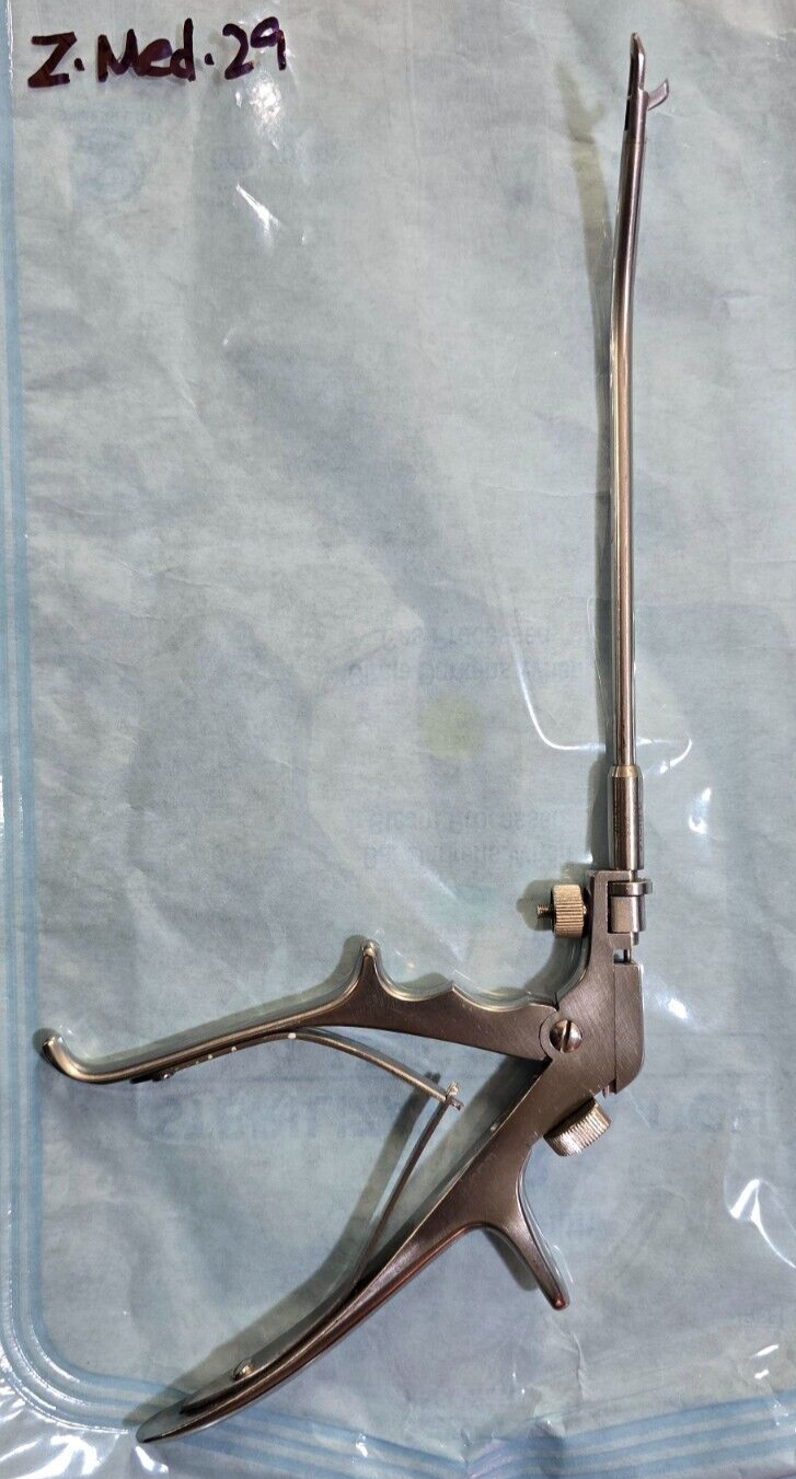R.Wolf Surgical Arthroscopic Punch 3.4mm 30* Left with Lock
