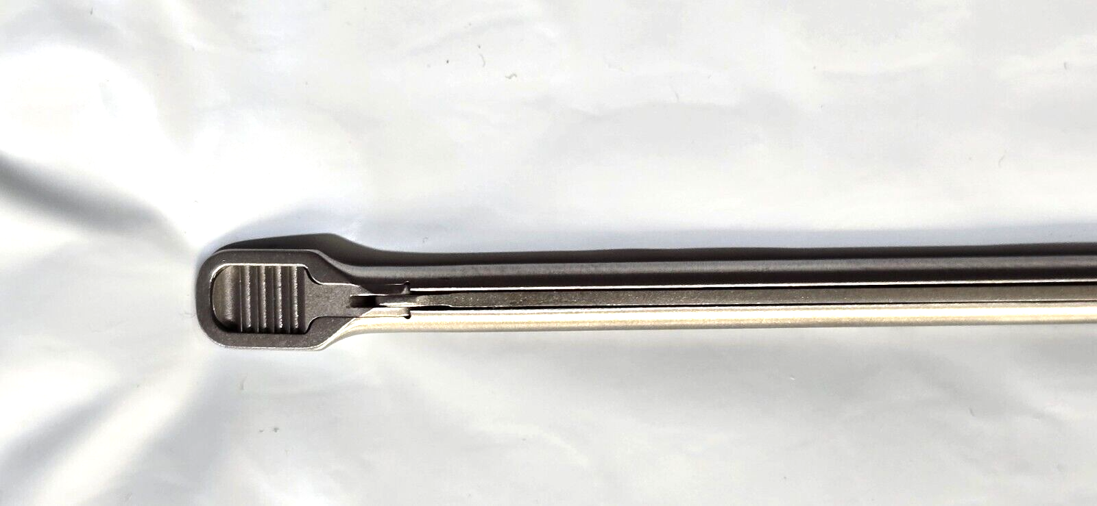 Stryker Conquest Arthroscopic Grasping Forceps 3.4mm Angle Up