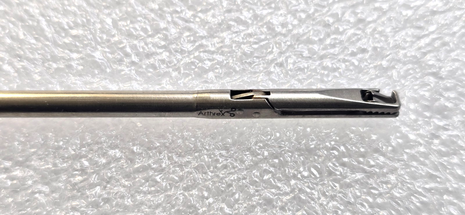 Arthrex AR-13990 Arthroscopic Scorpion Suture Passer .