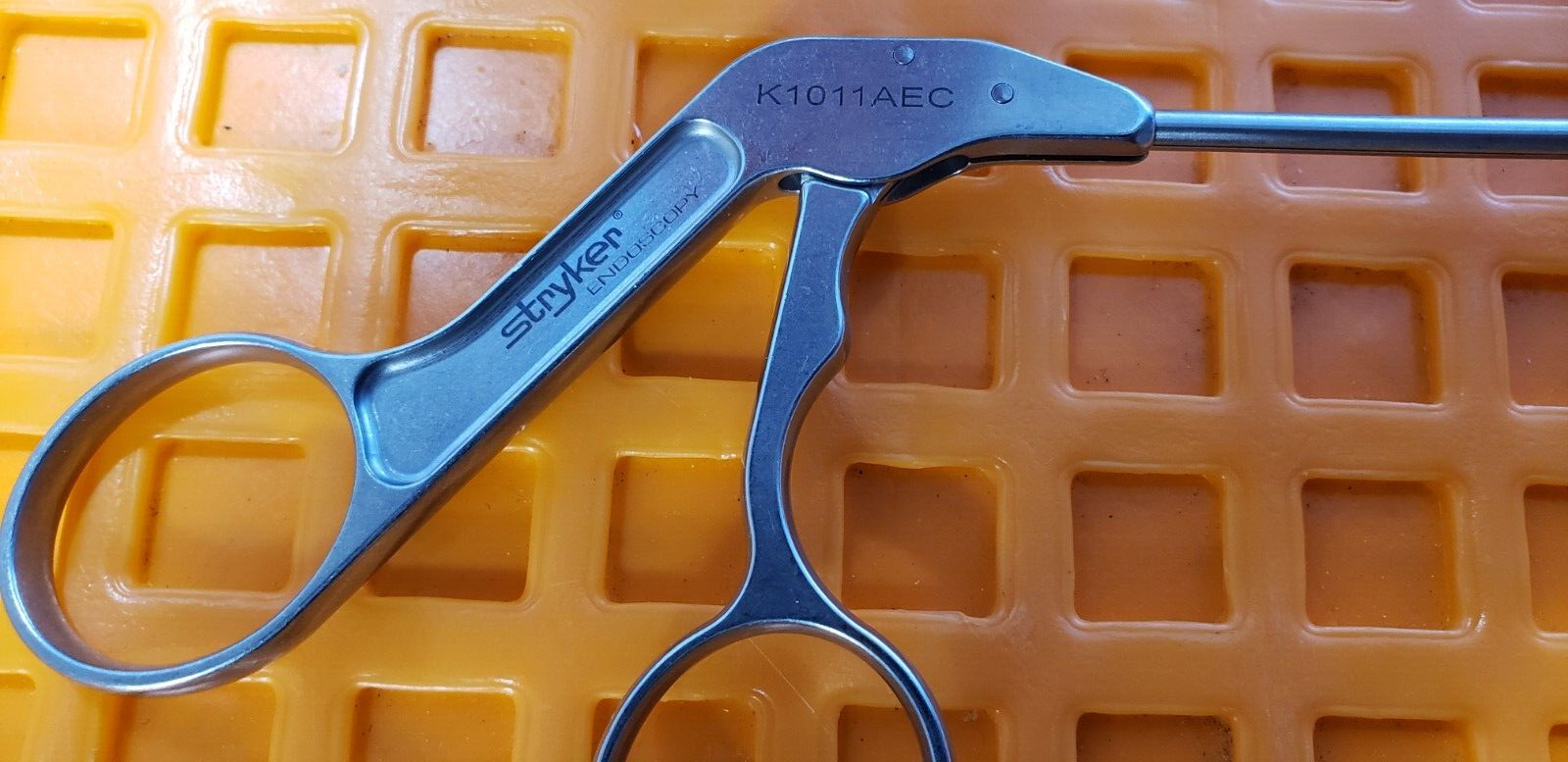 Stryker Conquest 300-034-102 Arthroscopic Cutting Forceps 3.4mm Left
