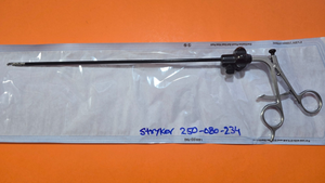 Stryker  250-080-234 Kelly Grasping Forceps 5mm x 33cm Angled Jaws