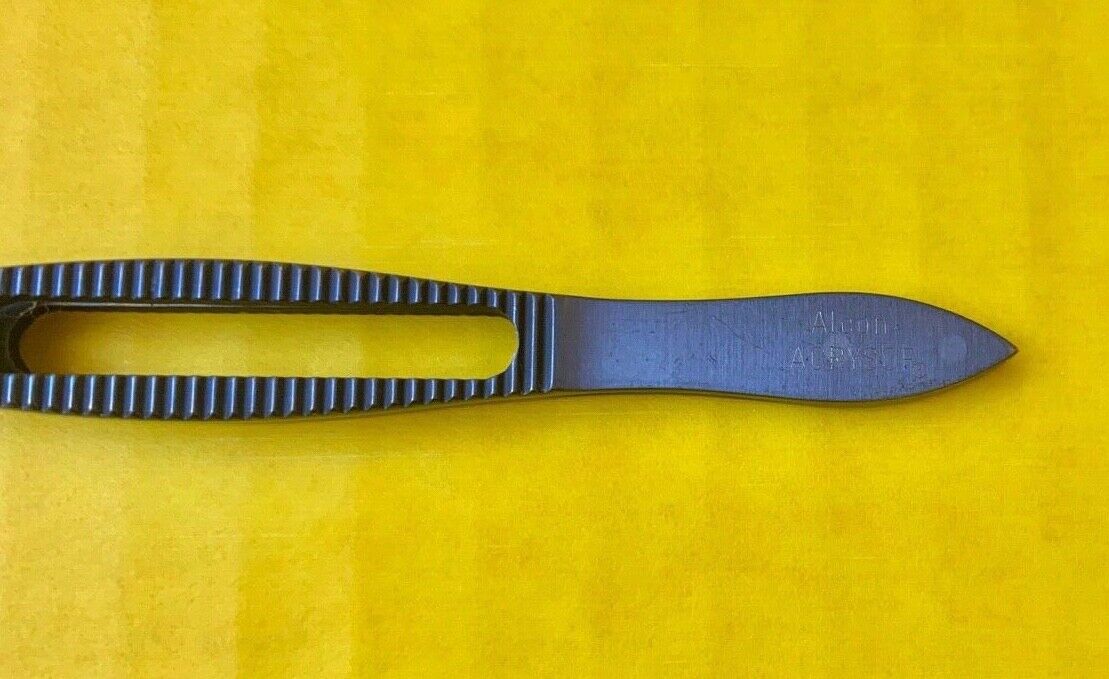 Alcon Surgical Acrysof Implantation Forceps, Titanium REF: 8065977730