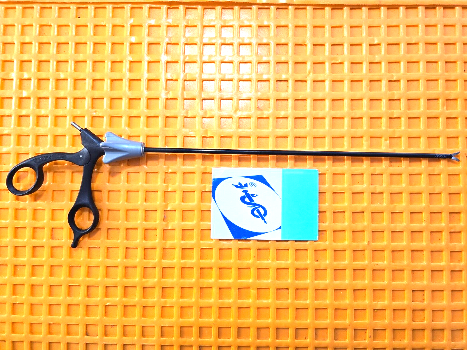 Aesculap Surgical Monopolar Baby Metzenbaum Scissor 5mm x 33cm Curved