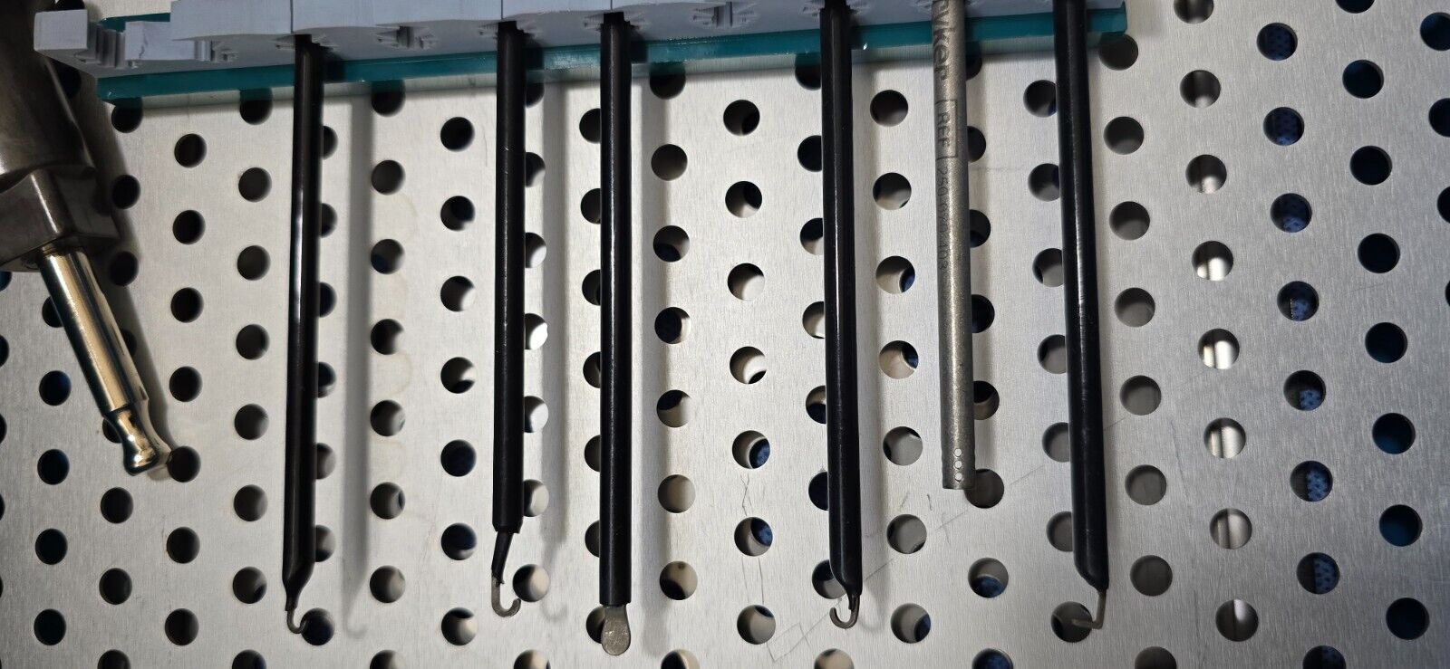 Stryker/Microline Laparoscopic 5mm x 30cm Monopolar Instruments Set of 18-Pieces