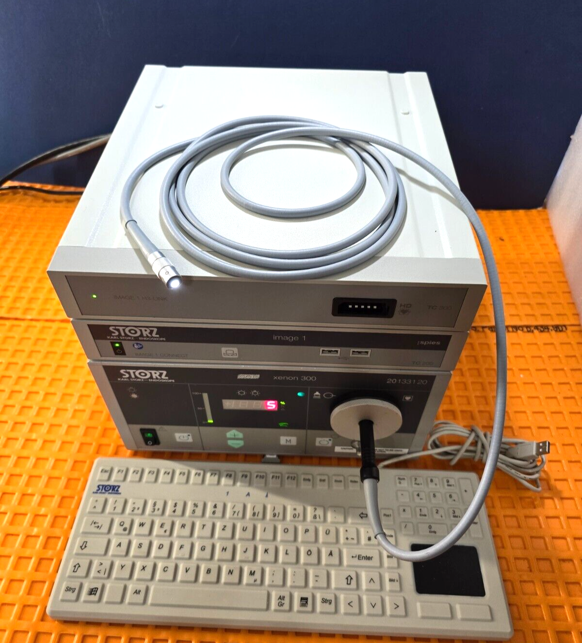 Karl Storz IMAGE 1 Spies TC200 / TC300 xenon 300 , 495ND Cable with Keyboard