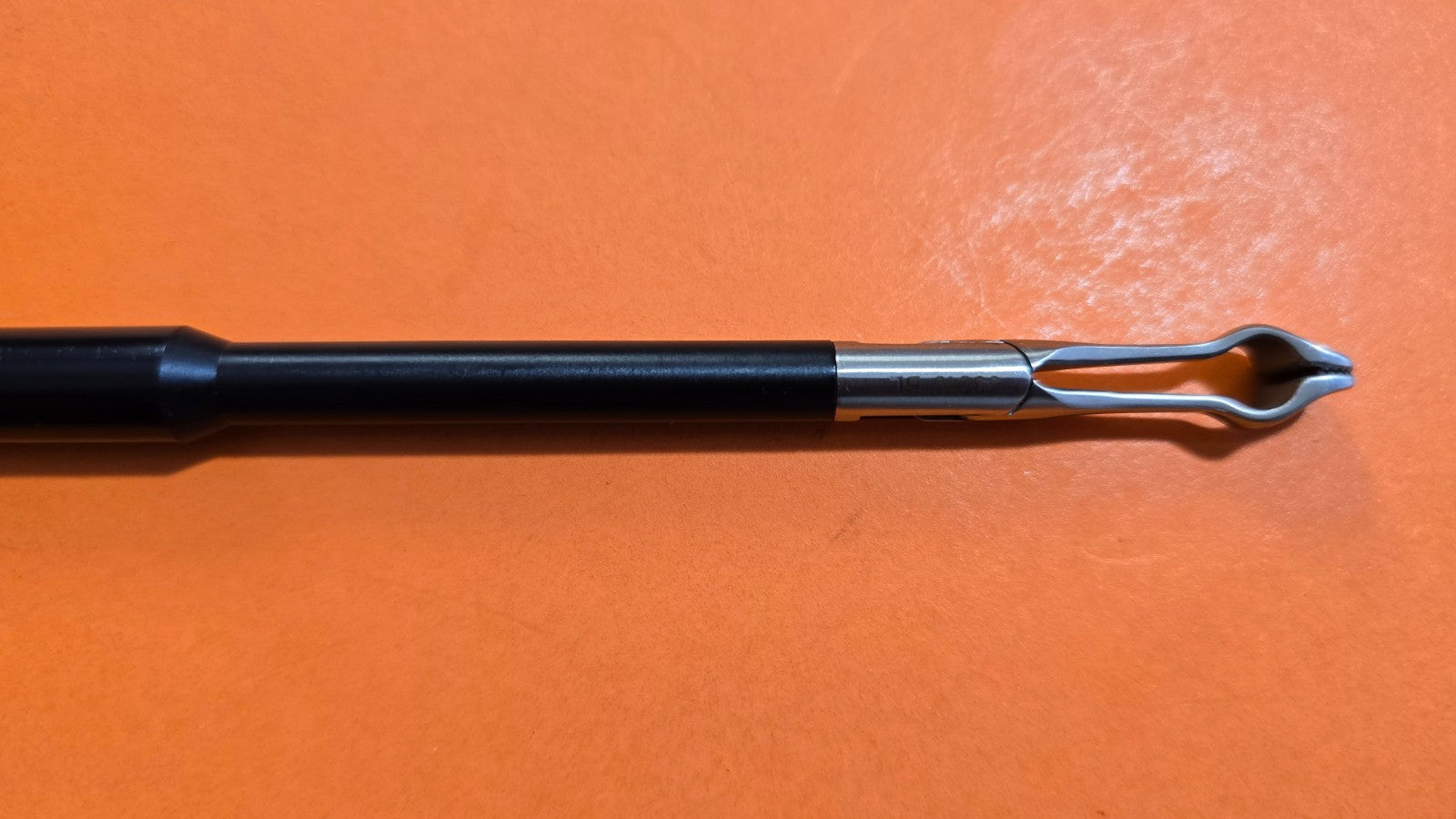 Karl Storz 33510 BL Babcock Forceps 10mm x 36cm Ratchet Handle 33133