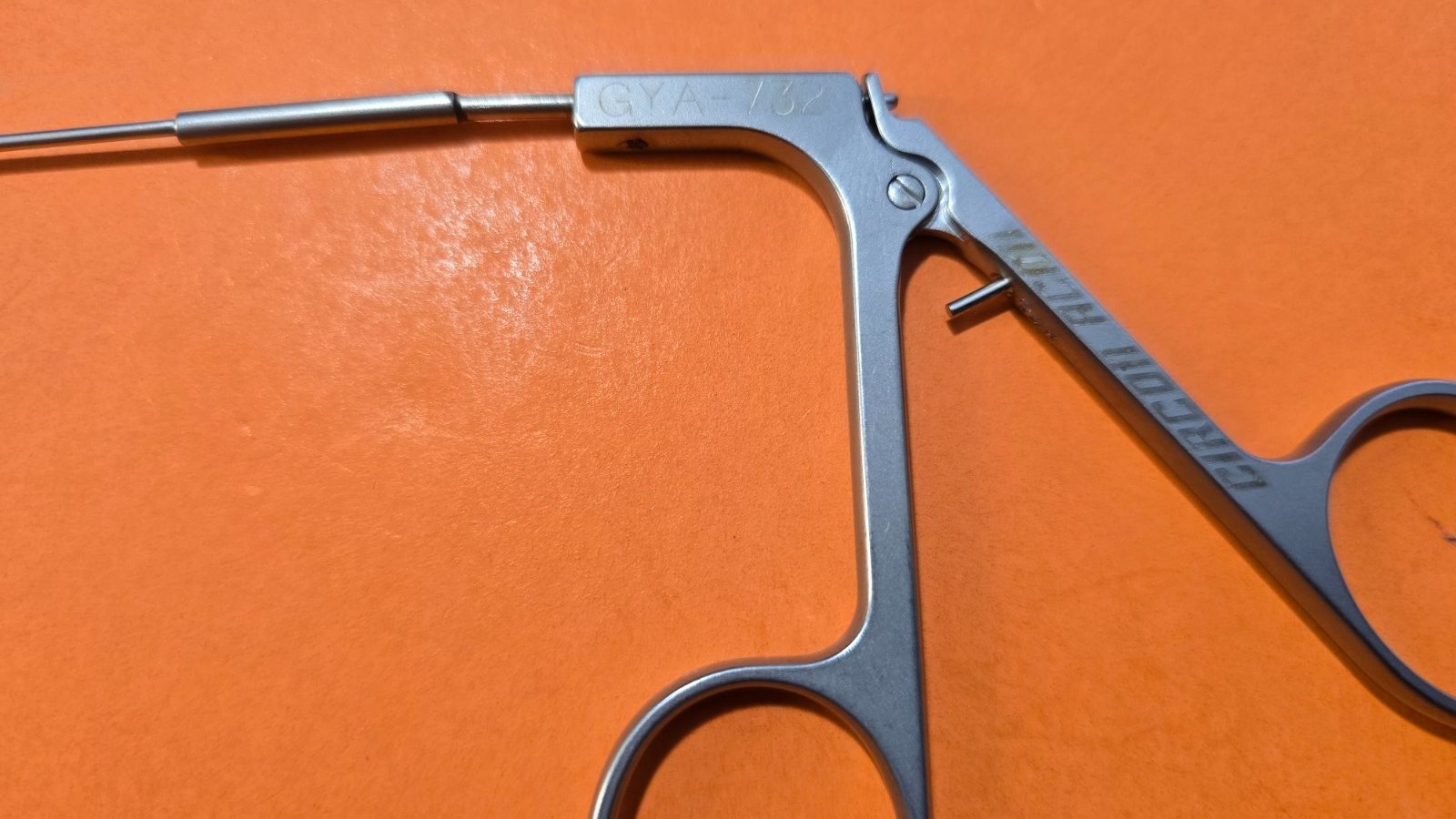 Gyrus Acmi GYA-732 Semi Rigid Laparoscopic Grasping 7Fr x 33cm Straight