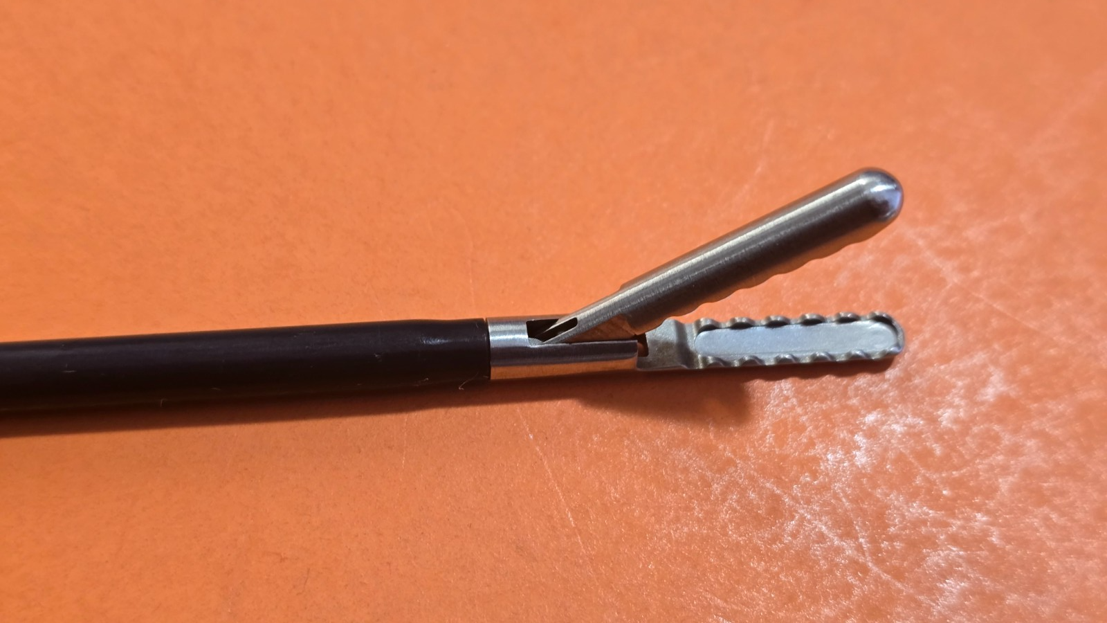 Snowden-Pencer 88-8246 Fundus Grasping Forceps 5mmx37cm Single Action