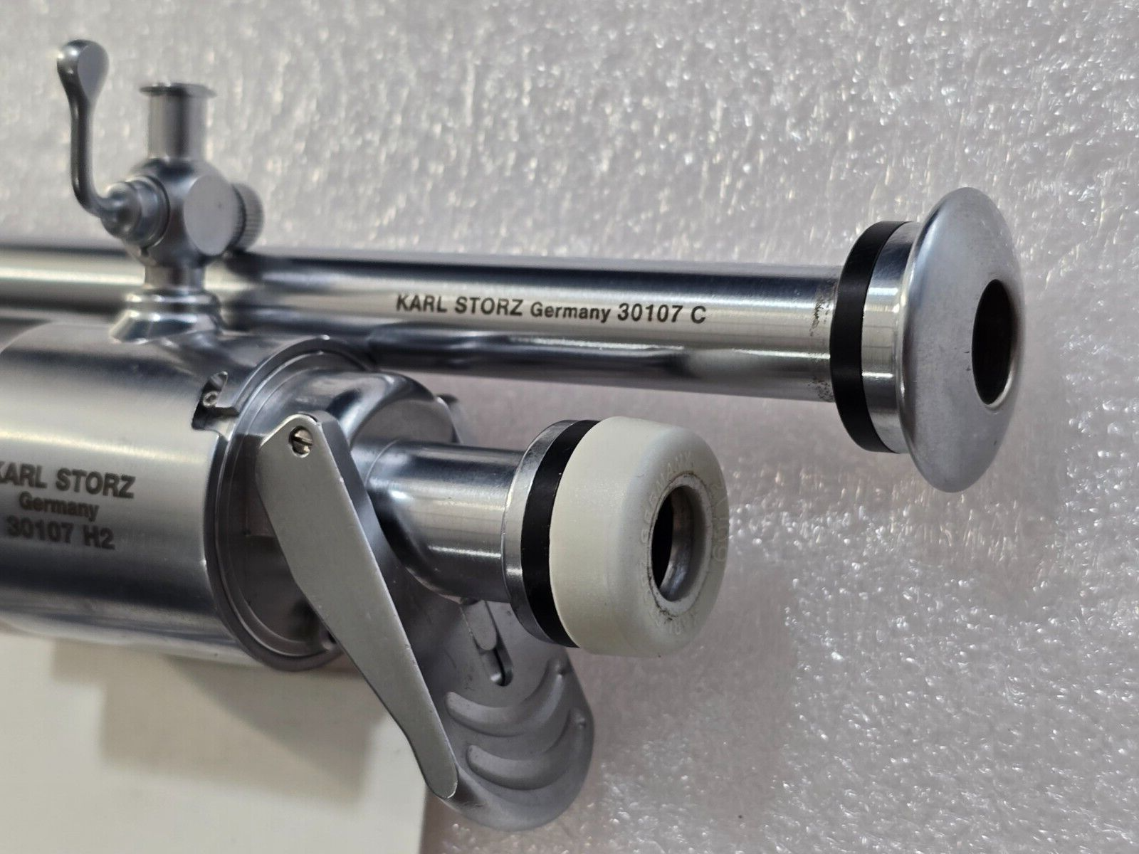 Karl Storz 30107 H2 Endoscopy Cannula 11mm with Sharp Tip Obturator