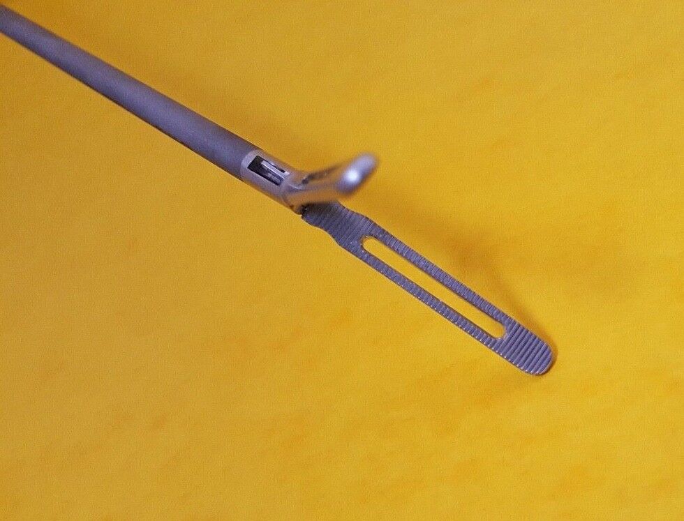 Storz Surgical Dorsey Bowel Grasping Forceps REF: 28090CB/IS2