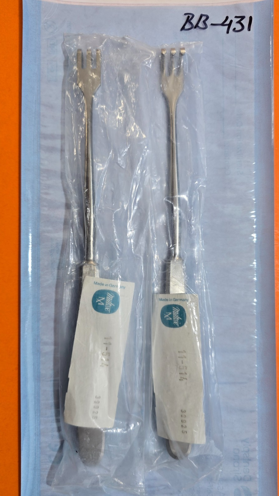 Miltex 11-514 Surgical Volkman Retractor 3 Prongs Blunt 8.5"