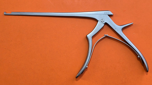 KLS martin 24-991-02-07 Orthopedic Kerrison Rongeur 2mm x 90 Degree 7"