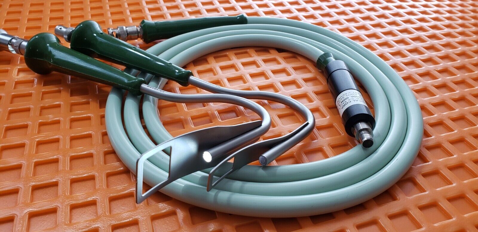 McGhan Surgical Fiber Optic Breast Retractor Set of 2 with Fiber Optic Cable