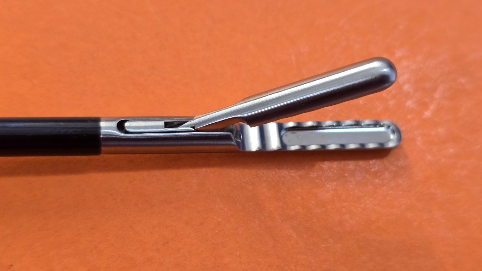 V. Mueller  Atraumatic Grasping Forceps 5mm x 36cm Slide Lock Handle