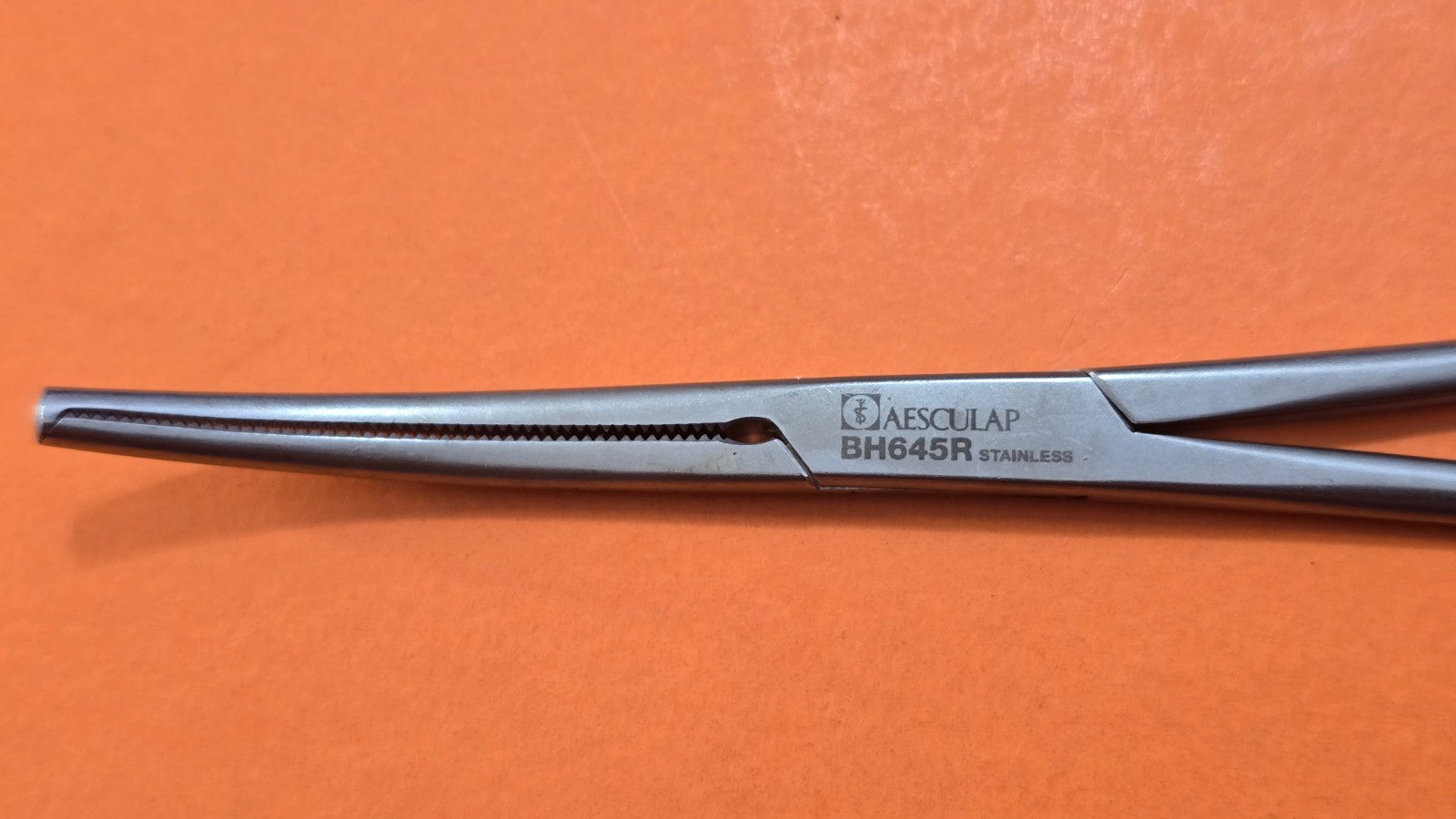 Aesculap BH 645R Surgical  Kocher Ochsner Forceps  7.25" Curved 1x2 Teeth