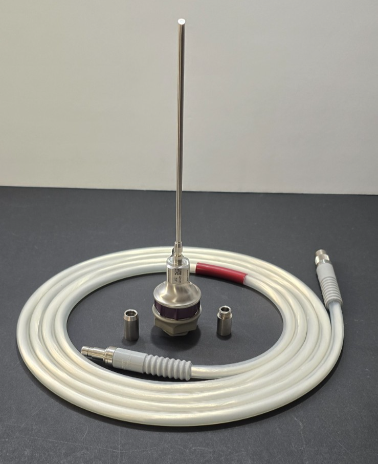 Stryker Arthroscope 4.0mm x 30° Precision IE C-Mount  & Fiber Optic Cable