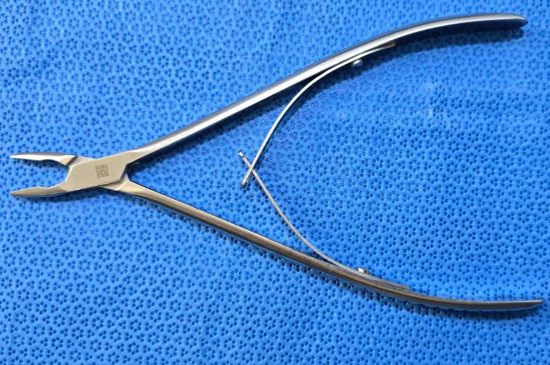 JARIT Surgical Lempert Rongeurs 7.5" x 2.5mm Bite Straight Ref:230-135