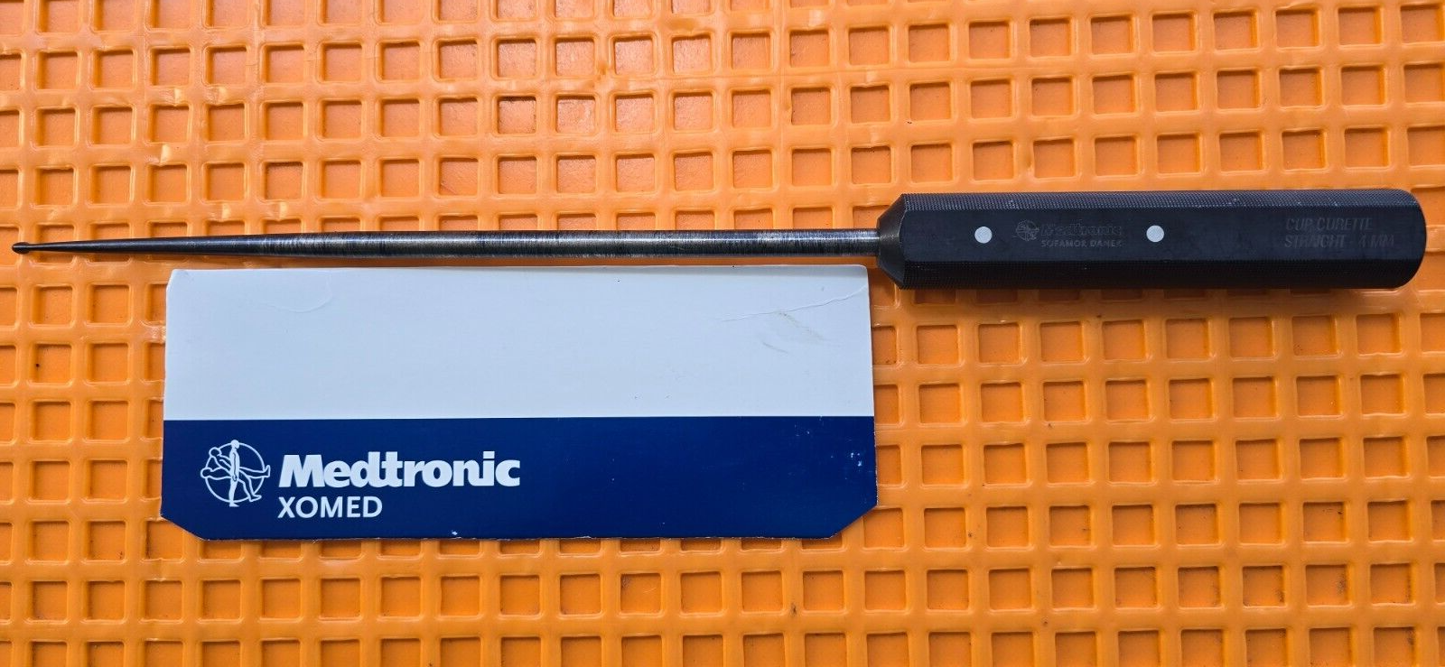 Medtronic 9181911 Sofamor Neuro/Spine Curette Straight Oval Cup Size # 4MM