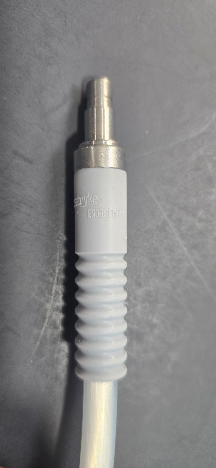 Stryker 2.7mm x 0° x 28cm Telescope with Fiber Optic Cable.