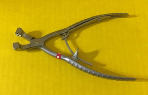 Synthes Surgical Holding Forceps REF: 351.782