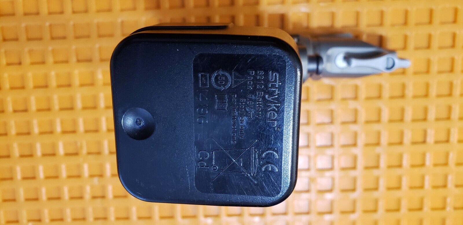 Stryker Precision 6209 OSC Tip Orthopedic hand Piece with 6212 Battery