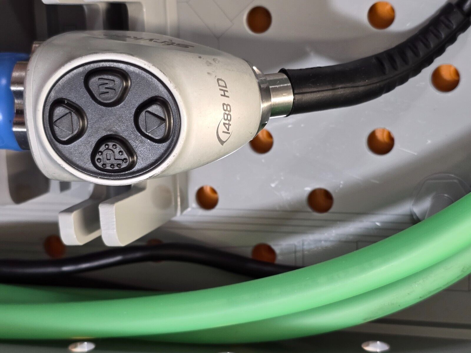 Stryker 1488 HD Camera Head C Mount Arthroscope ,Fiber  Optic Cable & Tray