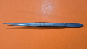 SCANLAN 4004-77 Surgical Gerald Forceps 7 3/4"Cross serrated Tips 1mm