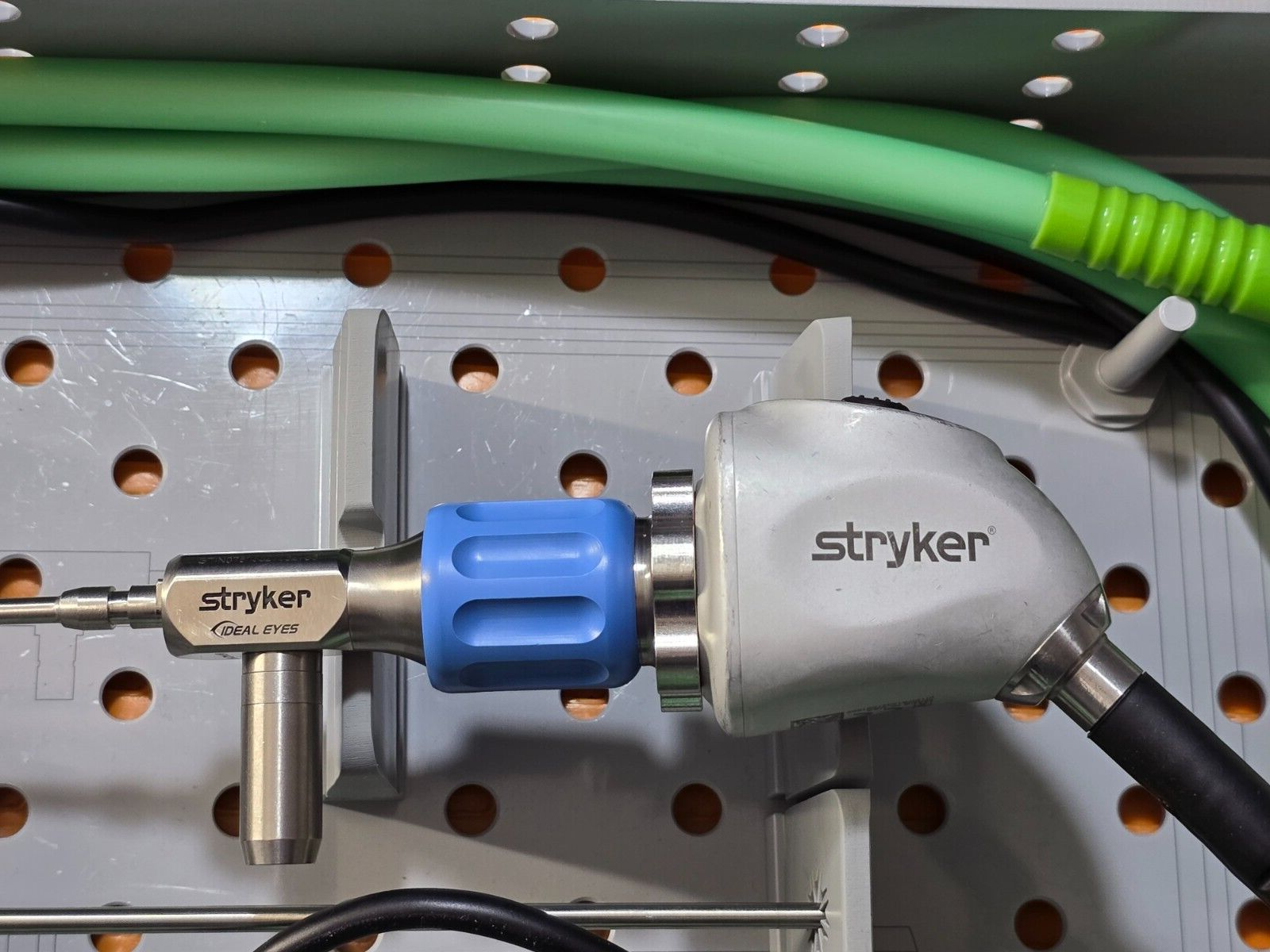 Stryker 1488 HD Camera Head C Mount Arthroscope ,Fiber  Optic Cable & Tray