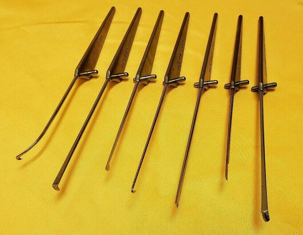 Acufex Arthroscopy & Sports Medicine Hook,Probe and Knives Set of 7
