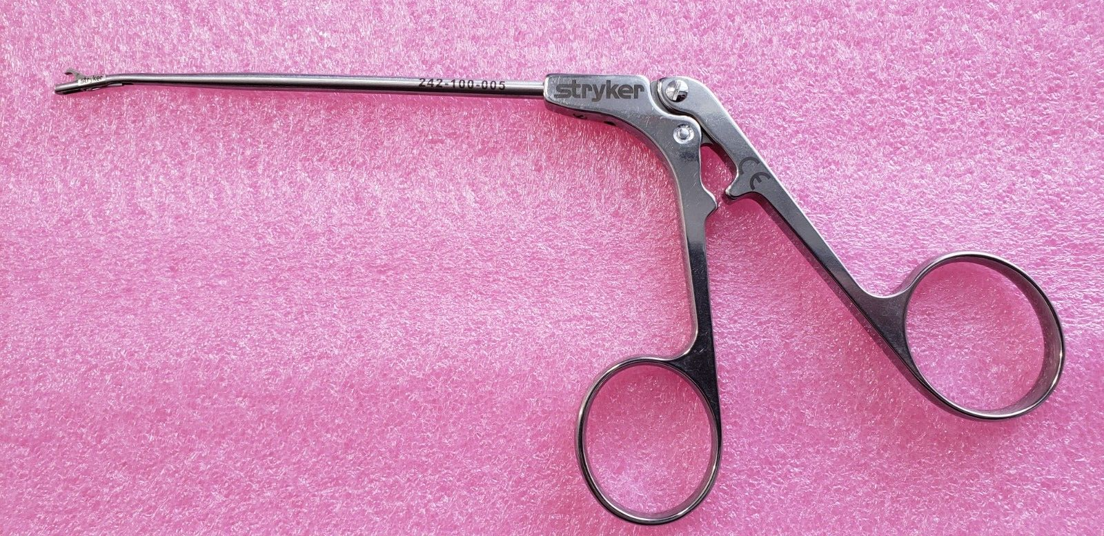 Stryker Conquest 242-100-005 Arthroscopic Punch 2.1mm Blunt Nose Down