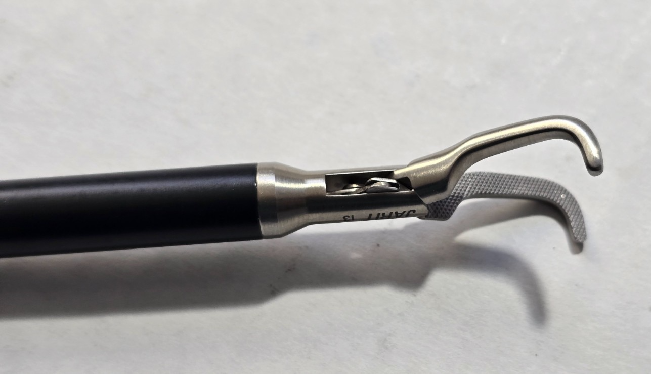Jarit Monopolar Dissecting Forceps Right Angle 10mmx 35cm Autoclave