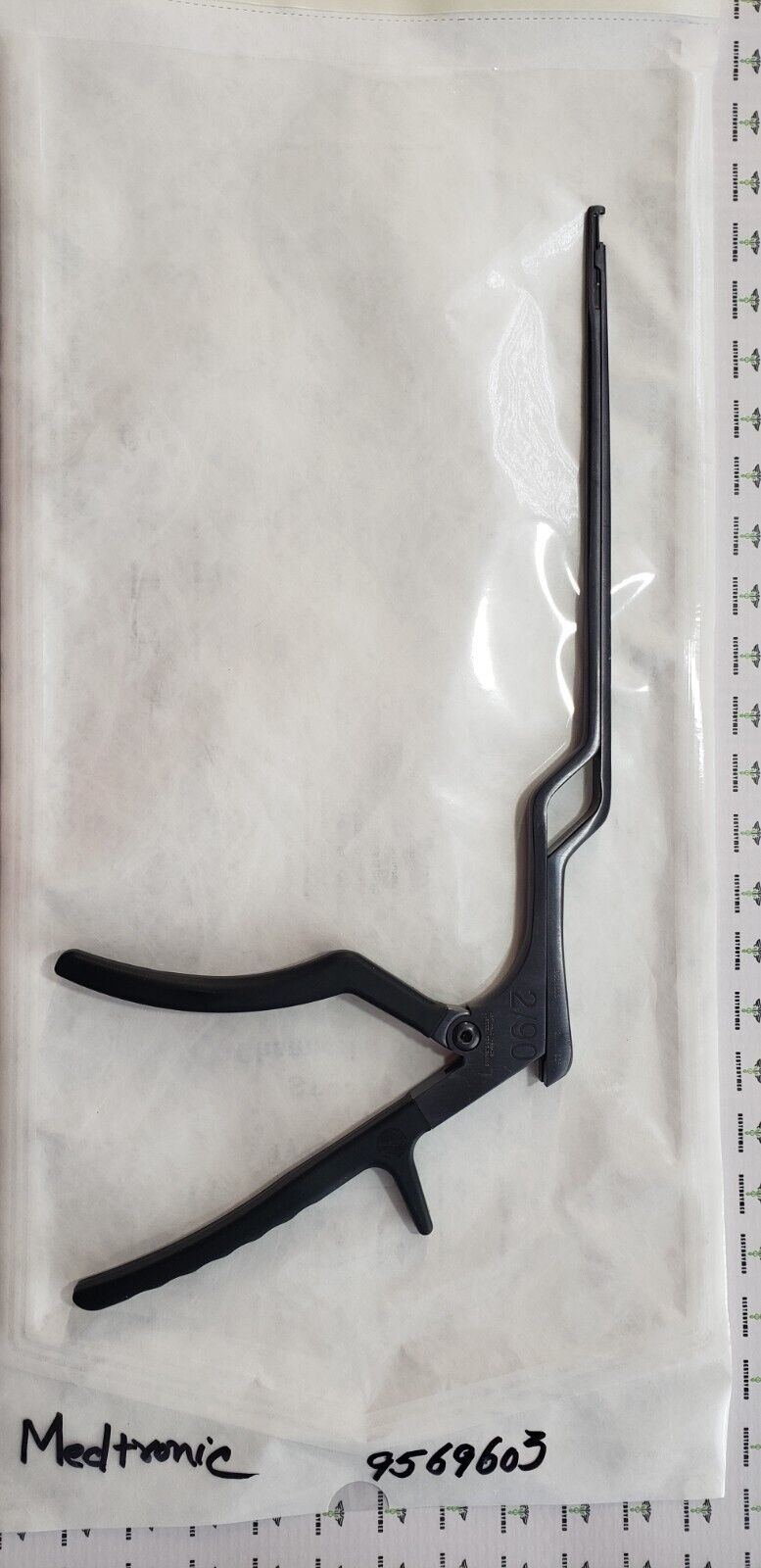 Medtronic 9569603 Orthopedic Bayonet Kerrison Rongeurs 90 Deg 2mm UP Bite 7"