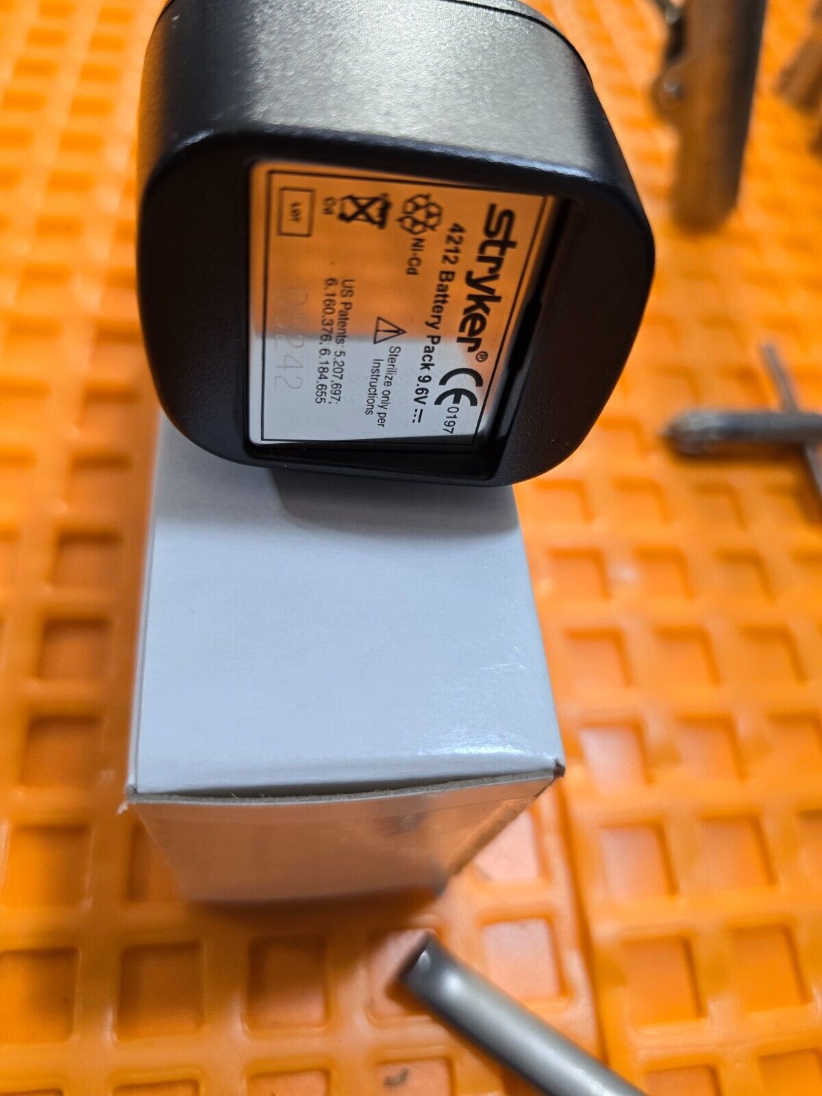 Stryker4100 Cordless Driver Set with 4212 Battery & Sterilization Box