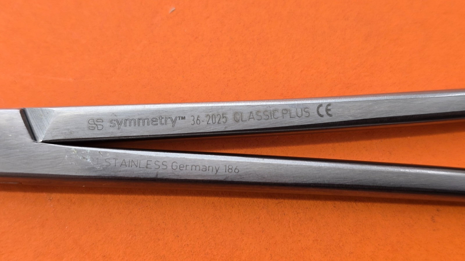 Symmetry Surgical  TC Wire Twister Needle Holder, 7" REF: 36-2025
