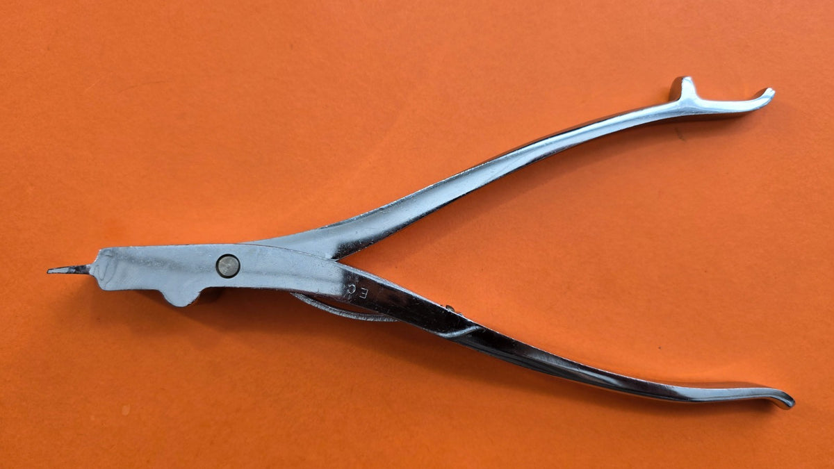 Stryker Surgical 3 Prongs Cast Spreader 9" Orthopedic Instruments