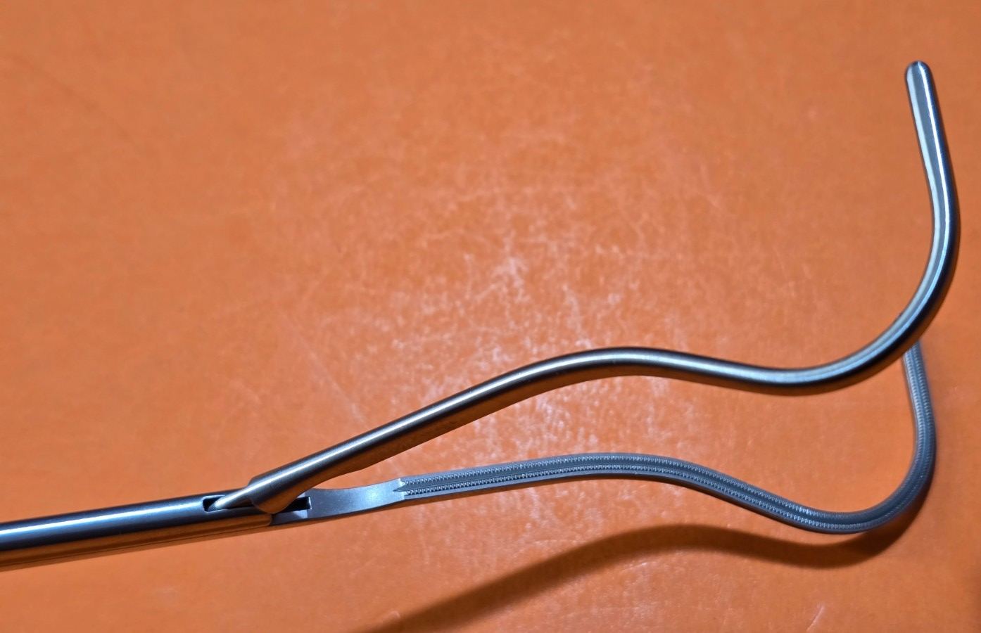 SCANLAN 9909-226 Surgical VATS Harkin Clamp 14" Curved Jaws no Ratchet.