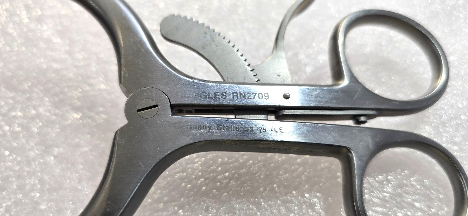 RUGGLES Surgical Micro Discectomy Retractor 6" Left 60x20mm Ref: RN2709