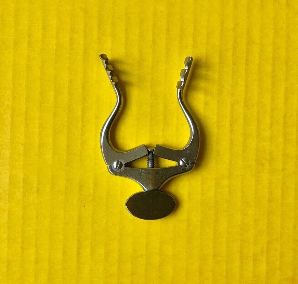Weck Surgical Jansen Retractor, 3 x 3 Blunt Prongs, 4.5" (LOT of 2) REF: 488200