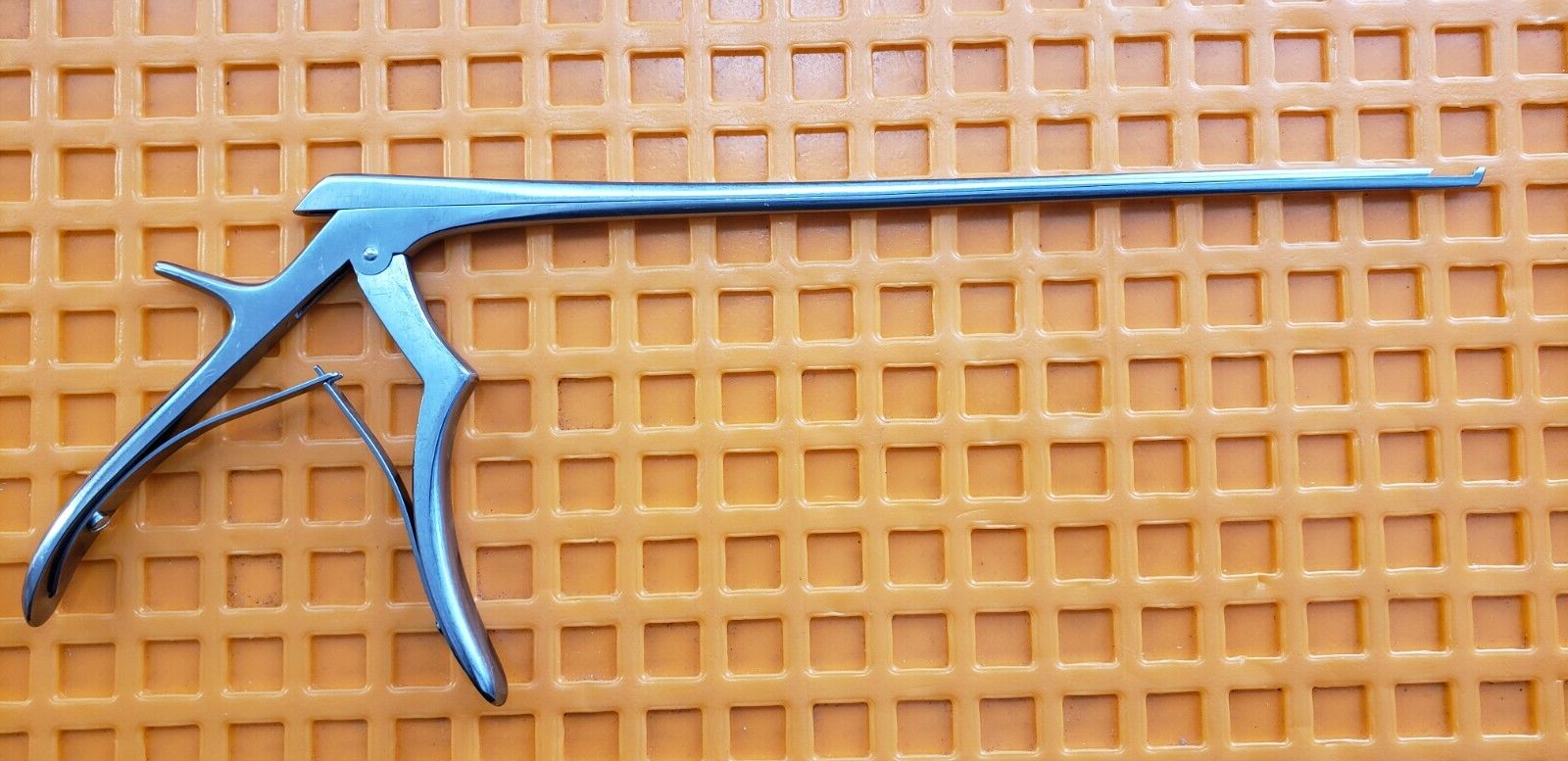 W.Lorenz 18-0160 Orthopedic Spurling Kerrison Rongeurs 40 Deg 2mm Up 11" Shaft