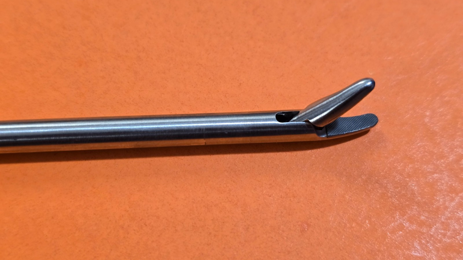 Karl Storz 26173 KAL Laparoscopic Macro Needle Holder 5mmx33 cm with Lock