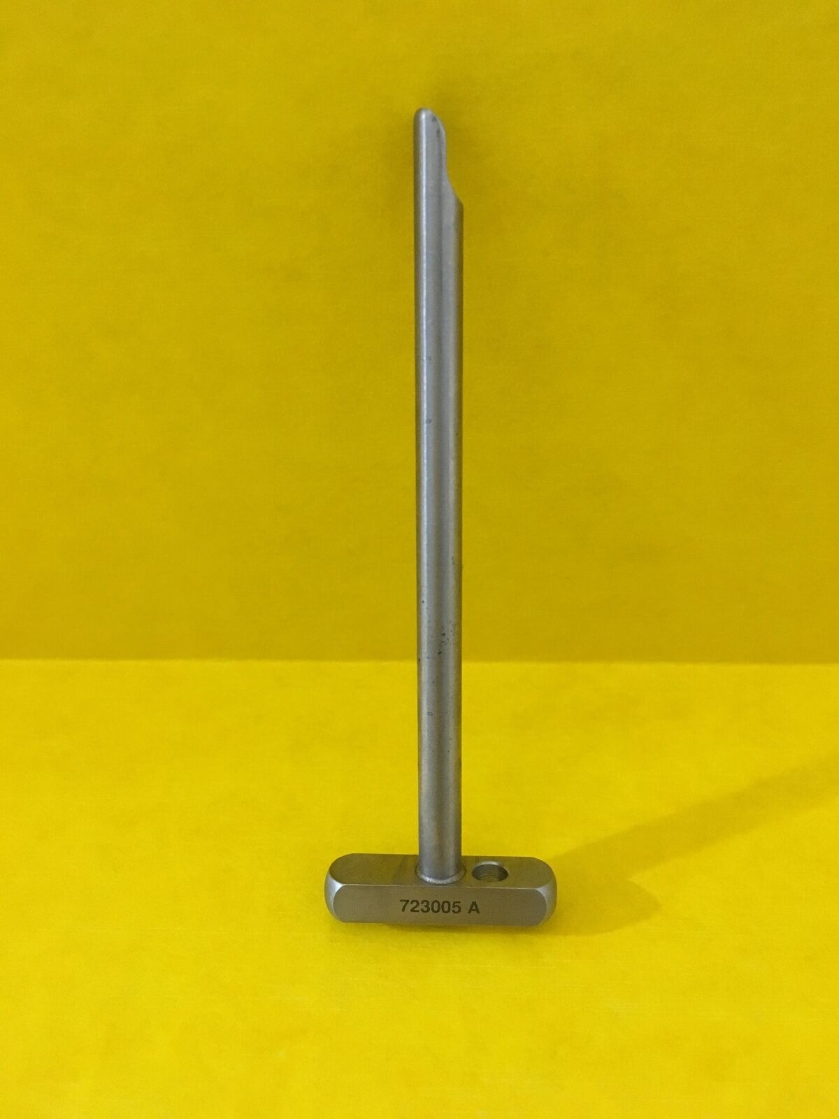 Storz Surgical Cannula with Fenestrated Beak REF: 723005 A