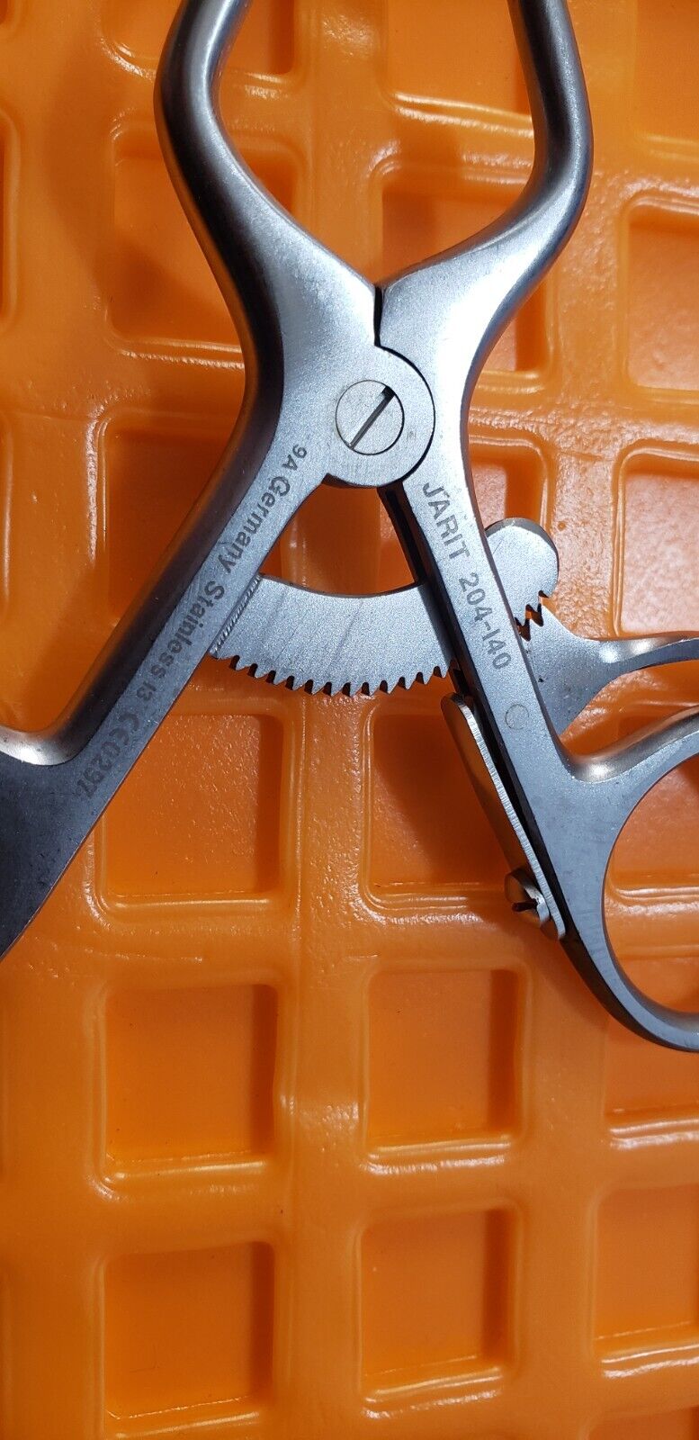 Jarit 204-140 Surgical Weitlaner Retractor 4 3/8" Sharp 2x3 Prongs